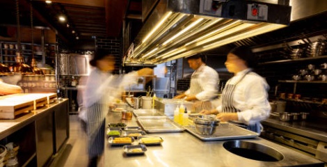Ausländische Arbeitnehmer in der Gastronomie: Erfahrungen und Best Practices