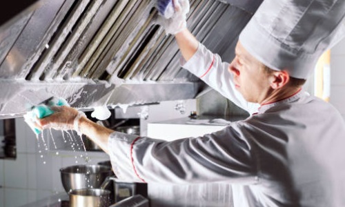 Personalbeschaffung in der Gastronomie 2024: Herausforderungen und Lösungen