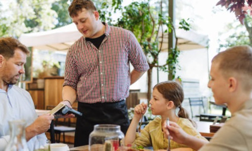 Lokal und lecker: Der Trend zu regionalen Produkten in der Gastronomie