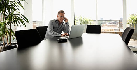 Augsburgs Kaffeespezialitäten: Die Rolle polnischer Baristas