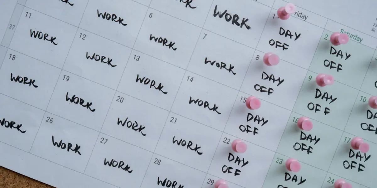 Urlaubsplanung durch den Arbeitgeber – wie viele Tage dürfen gesetzlich verplant werden?